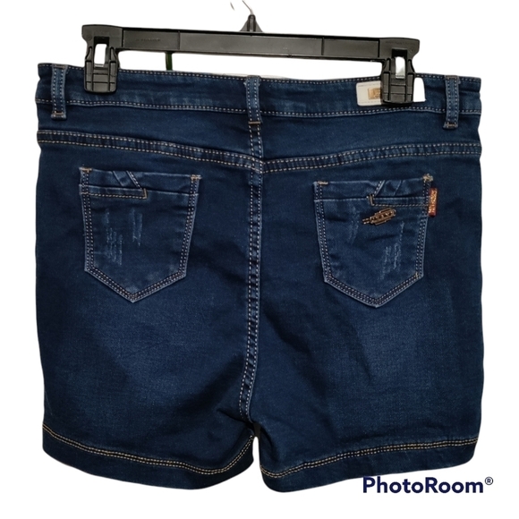 Hoang Son Woman jean shorts size 5/6 EU 36 high waisted - Picture 2 of 6